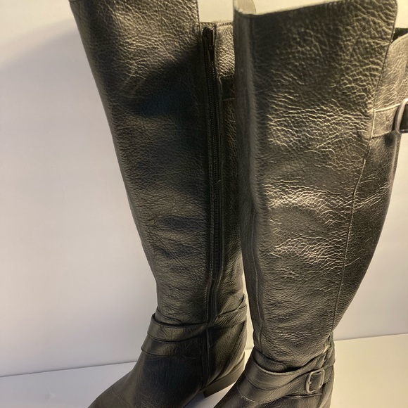 Lucky Riding Boots - Picture 3 of 10